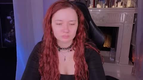 Snapshot of carolina_winter chatting on 10/17/25, 12:08 Mira online show from 10/17/25, 12:08