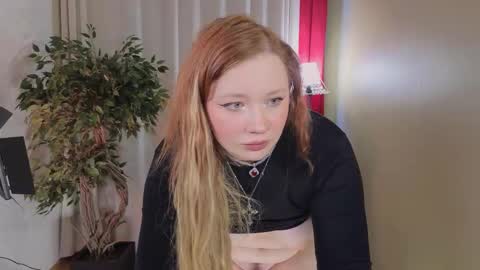 Snapshot of carolina_winter chatting on 02/03/26, 06:22 Mira online show from 02/03/26, 06:22