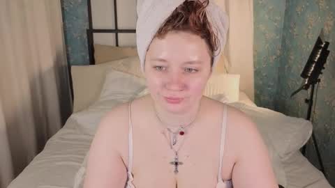 Snapshot of carolina_winter chatting on 02/08/26, 05:33 Mira online show from 02/08/26, 05:33