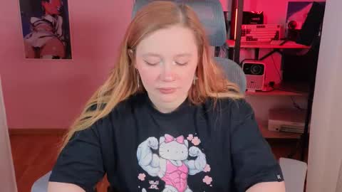 Snapshot of carolina_winter chatting on 03/10/26, 05:34 Mira online show from 03/10/26, 05:34