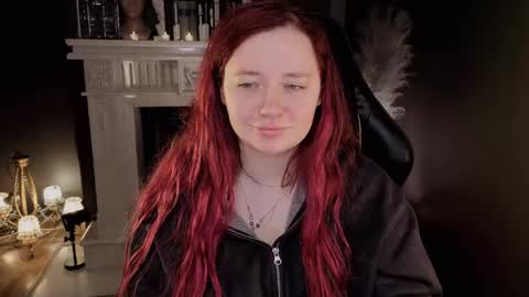 Snapshot of carolina_winter chatting on 04/28/26, 06:07 Mira online show from 04/28/26, 06:07