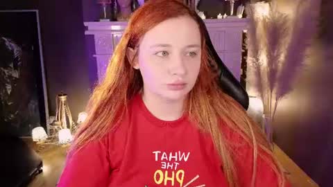 Snapshot of carolina_winter chatting on 06/13/26, 05:38 Mira online show from 06/13/26, 05:38