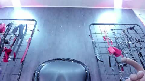 carolina online show from 11/04/25, 08:19