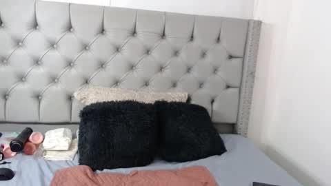 Snapshot of carolinacrus01 chatting on 02/02/25, 07:14 Carolina online show from 02/02/25, 07:14