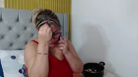 Snapshot of carolinacrus01 chatting on 02/27/25, 11:48 Carolina online show from 02/27/25, 11:48