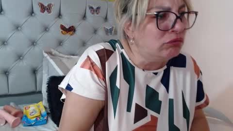 Snapshot of carolinacrus01 chatting on 03/09/25, 12:53 Carolina online show from 03/09/25, 12:53