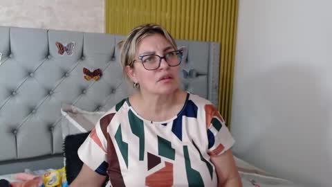 Snapshot of carolinacrus01 chatting on 03/09/25, 07:26 Carolina online show from 03/09/25, 07:26