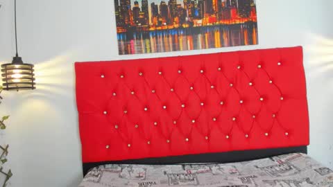 Snapshot of carolinacrus01 chatting on 09/21/25, 04:19 Carolina online show from 09/21/25, 04:19