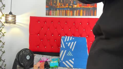 Snapshot of carolinacrus01 chatting on 11/02/25, 02:19 Carolina online show from 11/02/25, 02:19