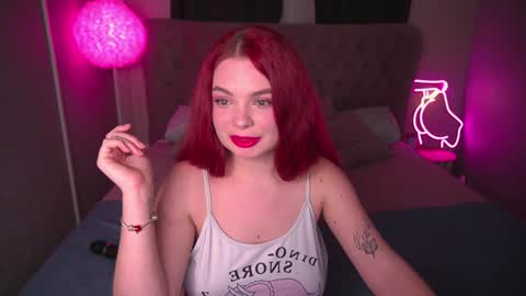 Snapshot of carolinadia chatting on 12/02/24, 11:51 carolinadia online show from 12/02/24, 11:51