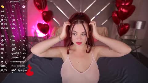 Snapshot of carolinadia chatting on 02/15/25, 02:22 carolinadia online show from 02/15/25, 02:22