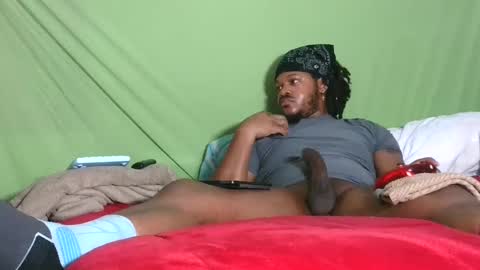 Snapshot of carolinayungin96 chatting on 10/01/25, 05:19 carolinayungin96 online show from 10/01/25, 05:19