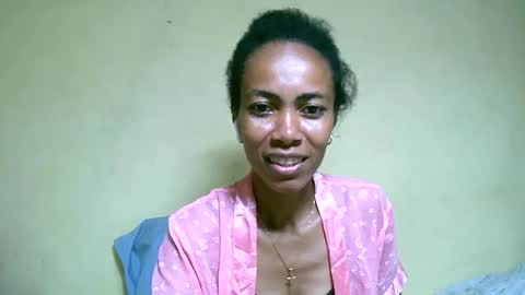 Snapshot of caroline151047 chatting on 02/08/25, 06:01 caroline151047 online show from 02/08/25, 06:01