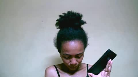 Snapshot of caroline151047 chatting on 02/13/25, 10:44 caroline151047 online show from 02/13/25, 10:44