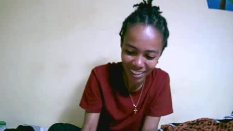 Snapshot of caroline151047 chatting on 02/21/25, 06:40 caroline151047 online show from 02/21/25, 06:40