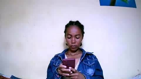 Snapshot of caroline151047 chatting on 03/10/25, 12:59 caroline151047 online show from 03/10/25, 12:59