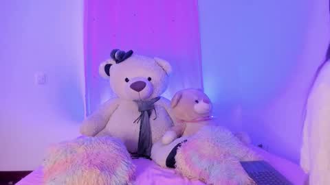 caroline 3 online show from 02/04/26, 04:18