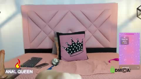 caroline daring online show from 04/27/26, 11:41