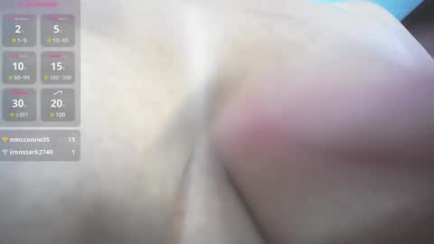 C A R O L I N E online show from 02/17/25, 05:32