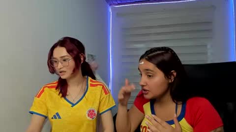 caroline_rodriguez_9 online show from 06/27/26, 07:52