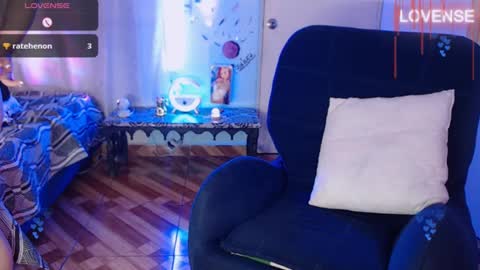 Snapshot of carolineblich chatting on 01/15/25, 11:08 Carolin Blich online show from 01/15/25, 11:08