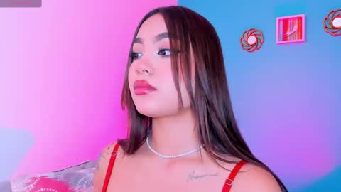 Snapshot of carolineegarcia chatting on 02/20/25, 01:51 CarolineeGarcia online show from 02/20/25, 01:51
