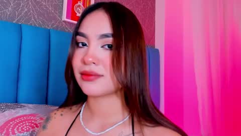 Snapshot of carolineegarcia chatting on 03/07/25, 06:35 CarolineeGarcia online show from 03/07/25, 06:35