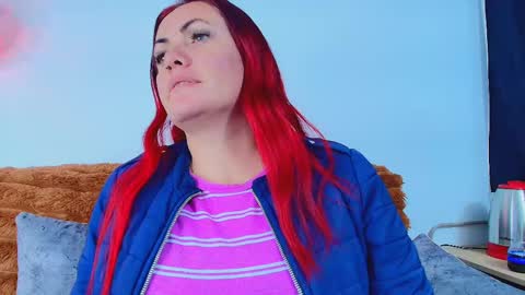 Carolinhe  online show from 11/15/25, 06:48