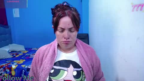 Carolinhe  online show from 06/07/26, 03:27