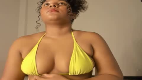 Snapshot of carolinnagomez chatting on 03/06/26, 09:55 Caro online show from 03/06/26, 09:55