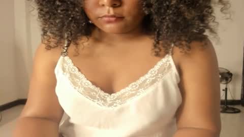 Snapshot of carolinnagomez chatting on 03/13/26, 01:51 Caro online show from 03/13/26, 01:51