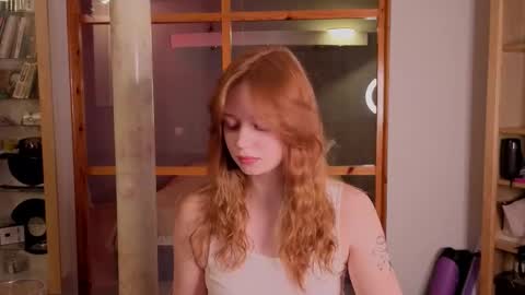 Snapshot of carolinnk chatting on 01/31/26, 09:46 Caro online show from 01/31/26, 09:46