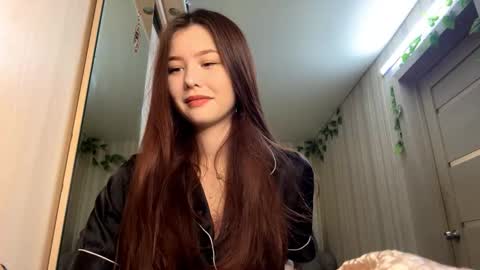 Snapshot of carolynexford chatting on 12/03/25, 10:02 Emma online show from 12/03/25, 10:02