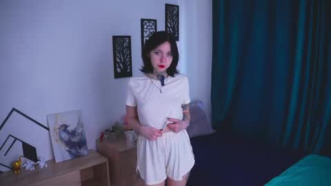 Kate online show from 06/01/26, 11:12