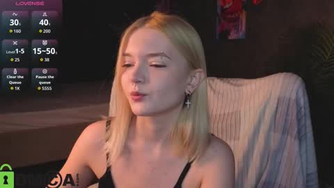 Snapshot of carrie_foster chatting on 03/02/26, 12:56 Carrie foster online show from 03/02/26, 12:56