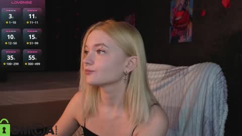 Snapshot of carrie_foster chatting on 03/20/26, 01:05 Carrie foster online show from 03/20/26, 01:05