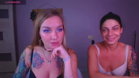 Snapshot of carrie_moonshine chatting on 11/03/25, 07:37 Carrie online show from 11/03/25, 07:37