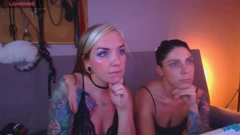 Snapshot of carrie_moonshine chatting on 12/13/25, 07:53 Carrie online show from 12/13/25, 07:53