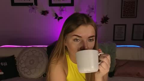 carriebradshawww online show from 12/02/25, 02:56