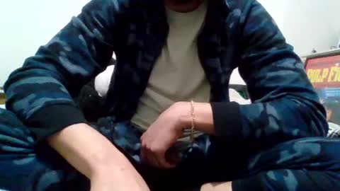 Snapshot of carvelj chatting on 02/19/25, 02:44 carvelj online show from 02/19/25, 02:44