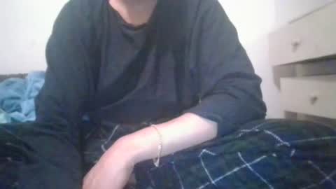 Snapshot of carvelj chatting on 05/11/26, 01:55 carvelj online show from 05/11/26, 01:55