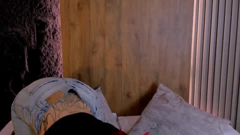 Casandra  online show from 12/10/24, 07:32