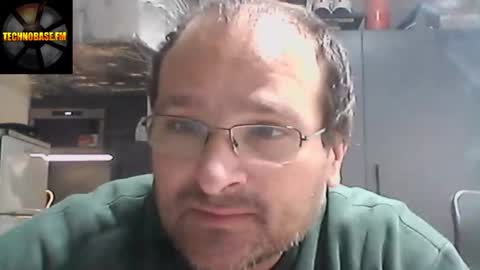 Snapshot of cascadacek chatting on 12/14/25, 02:39 CASCADACEK online show from 12/14/25, 02:39