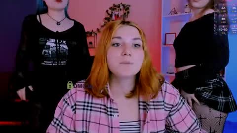 casey_meow_ online show from 04/12/26, 09:03