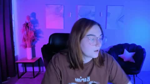 casey_meow_ online show from 05/02/26, 08:52