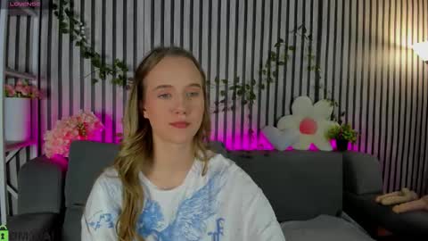 Casey sweeet online show from 03/03/26, 12:00