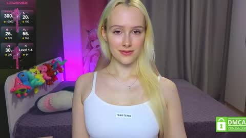 My name is Casey... Nice to meet you  I will be happy to have funthumbs up please its important online show from 11/26/25, 04:02