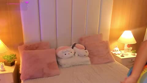 Casey Pierce  New Account online show from 11/28/25, 08:55