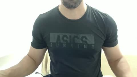 cashmastermuscle77 online show from 10/28/25, 01:31