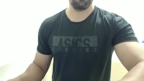 cashmastermuscle77 online show from 12/16/25, 11:37